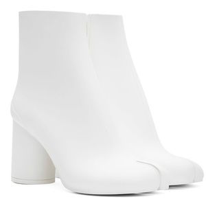 Maison Margiela Rubber Tabi Boots in White. Size 37.